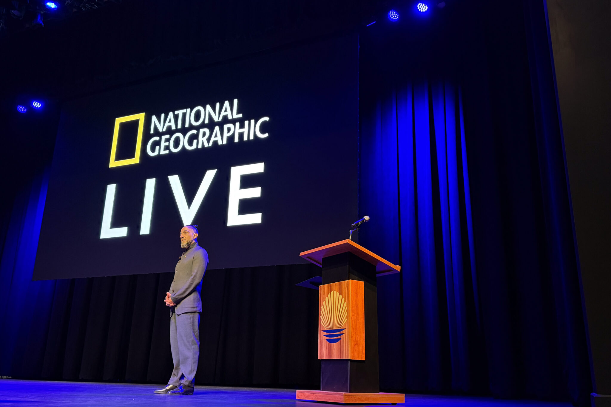 Beauty Beyond the Frontlines - National Geographic Live USA | Muhammed ...